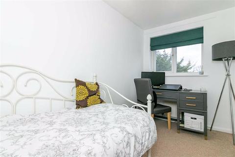 10 Farriers Close, Baldock, SG7 5BQ