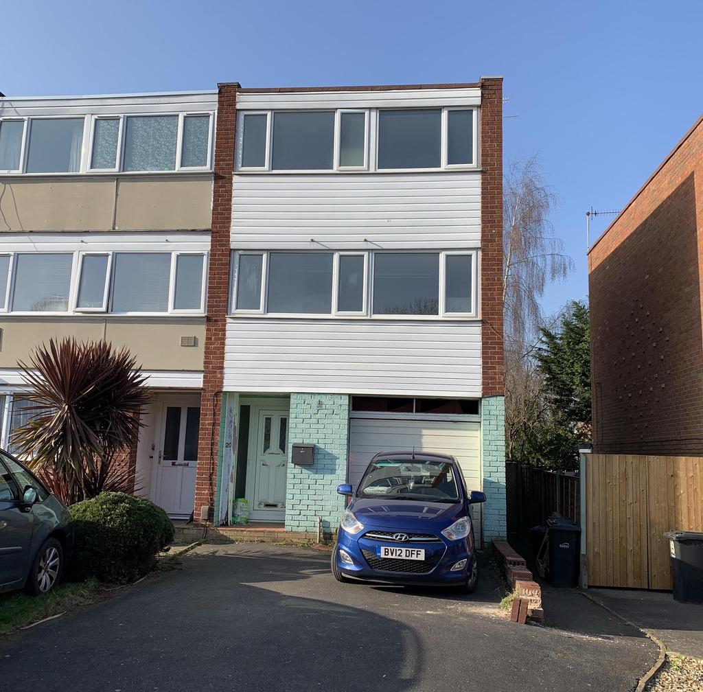 STOURBRIDGE Holly Grove 3 bed townhouse £169,950