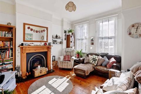 4 Studland Road, London, SE26 5NH