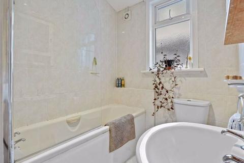4 Studland Road, London, SE26 5NH