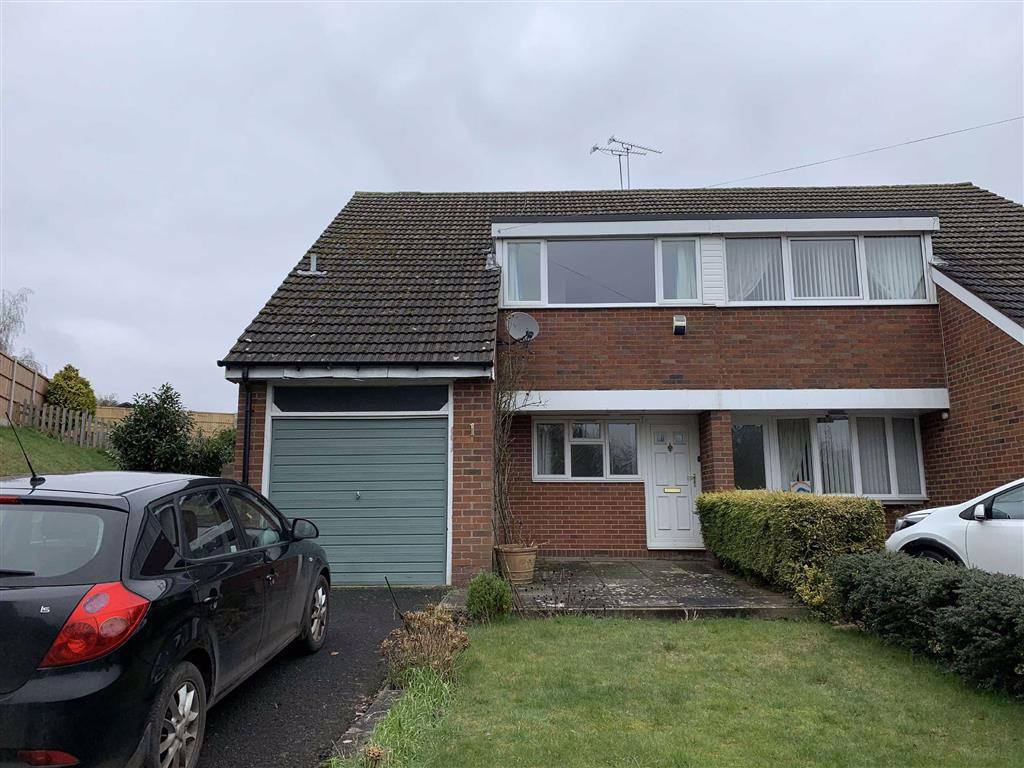Catherton Close, Kidderminster, DY14 3 bed semidetached house £750