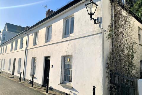 76 Esplanade, Fowey, PL23 1JA