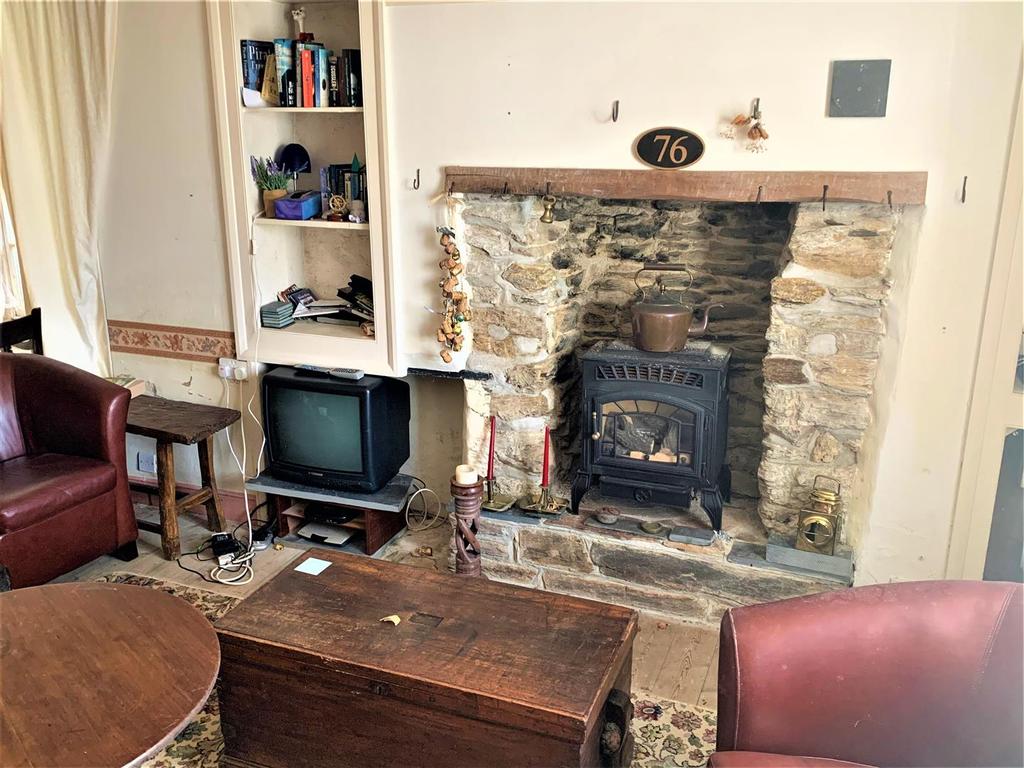 Living room.jpeg