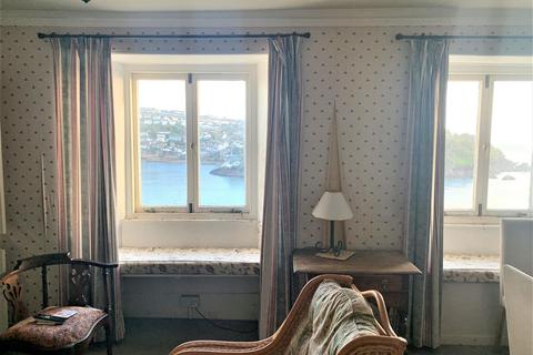 76 Esplanade, Fowey, PL23 1JA
