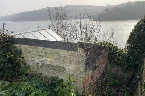 76 Esplanade, Fowey, PL23 1JA