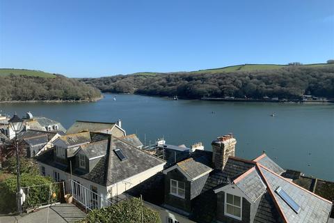 9 Harbour View, Fowey, PL23 1BN