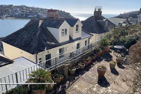 9 Harbour View, Fowey, PL23 1BN