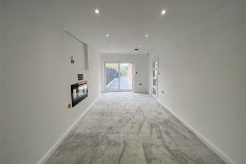 95 Colcot Road, Barry, CF62 8HL