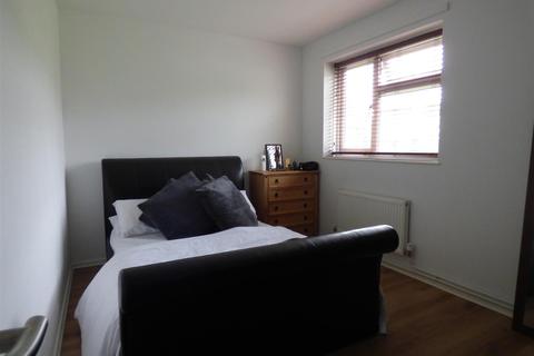 42 Ebbsfleet Walk, Northfleet, Gravesend, DA11 9EN