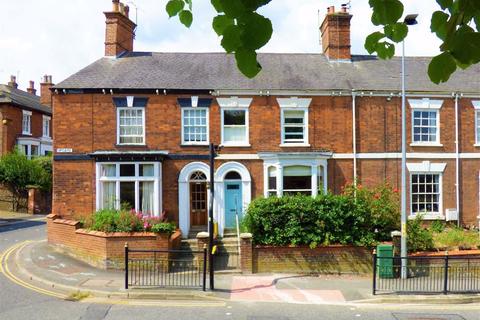 100 Upgate, Louth, LN11 9JN