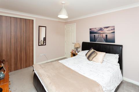 9 Whitson Close, Rattray, Blairgowrie, PH10 7FE