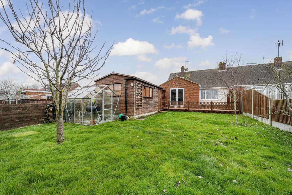 Fife Road, Herne Bay 2 bed semidetached bungalow £295,000