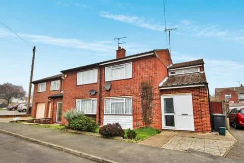 26 Bedells Avenue, Black Notley, Braintree, CM77 8LZ