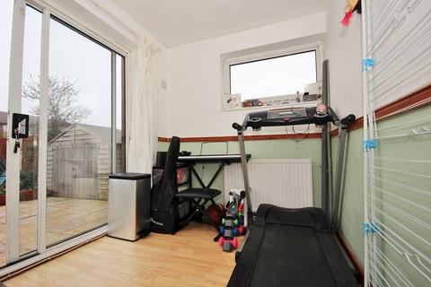 26 Bedells Avenue, Black Notley, Braintree, CM77 8LZ