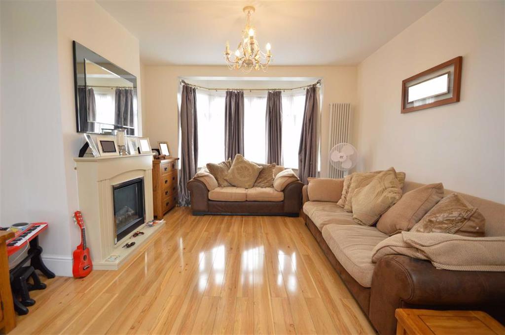 Springfield Drive, Ilford, Essex, IG2 3 bed terraced house £525,000