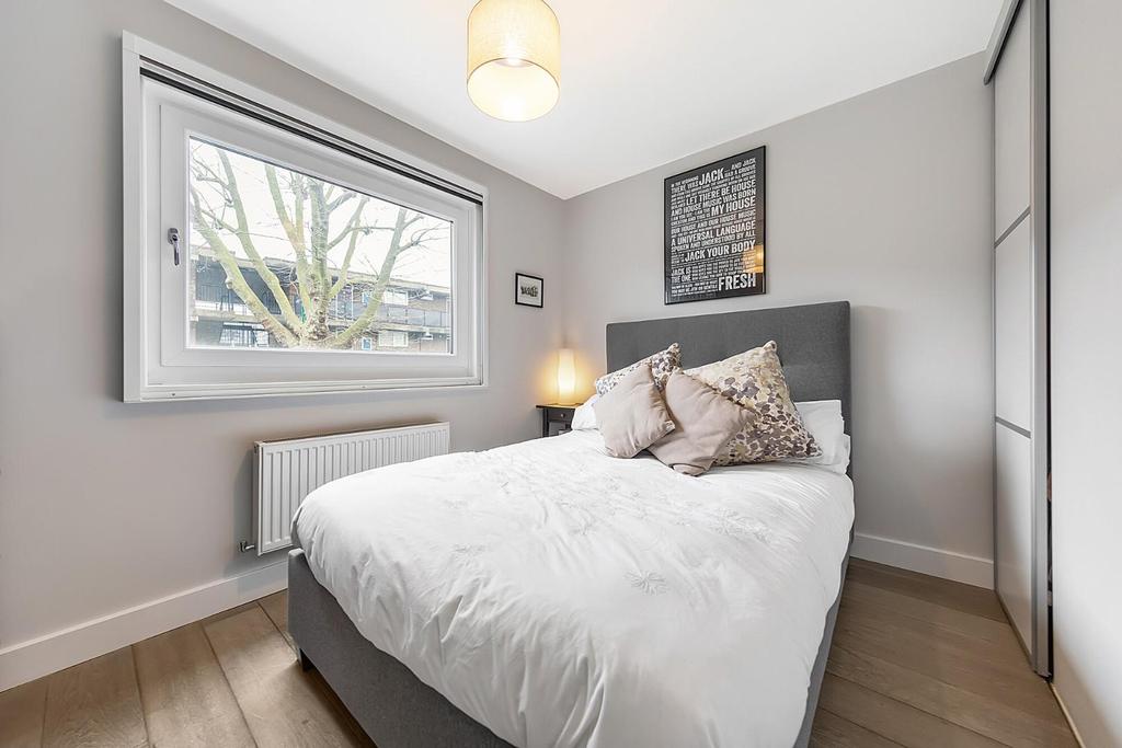 First Bedroom (2).jpg