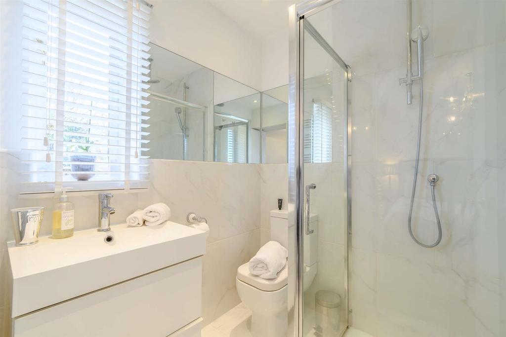 8452857-interior34-800.jpg