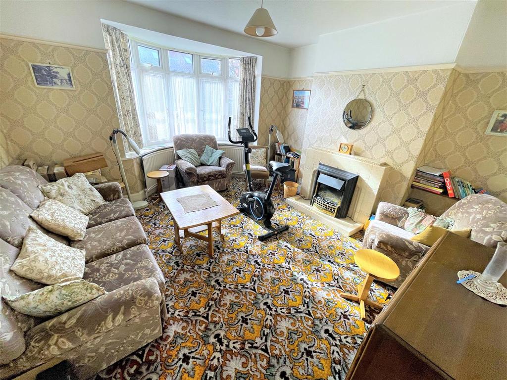 Kilburn Road, Fulford Road 3 bed semidetached house £325,000