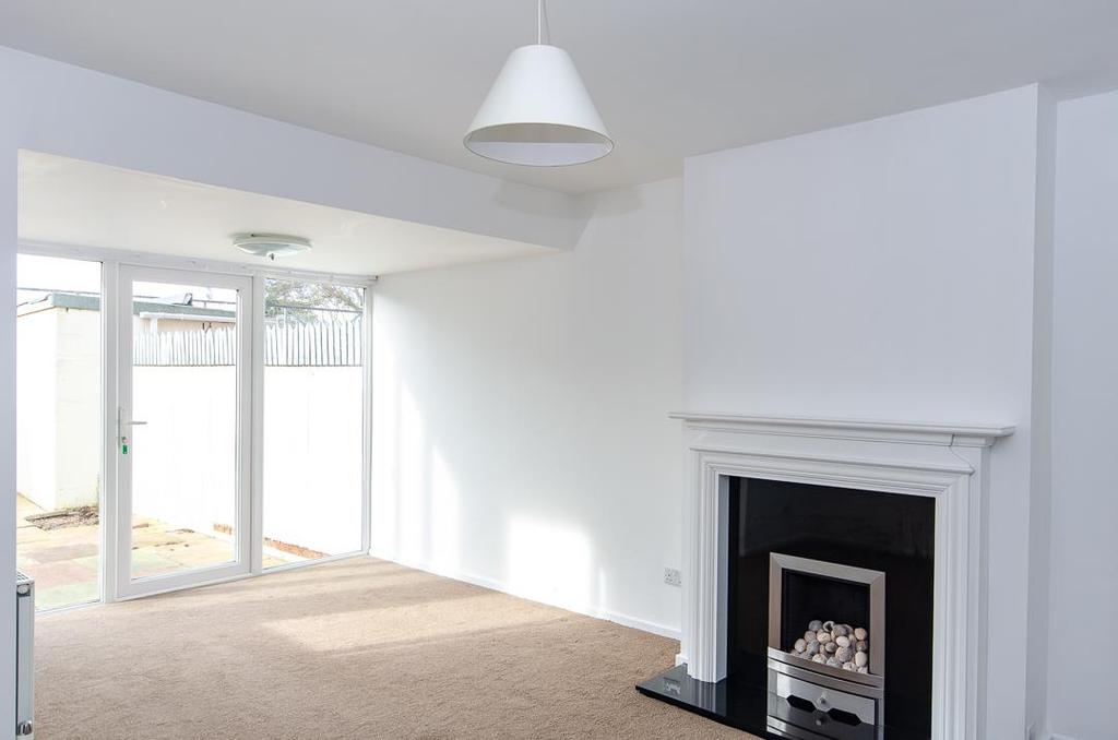 Arthur Street, WITHERNSEA 3 bed semidetached house £600 pcm (£138 pw)