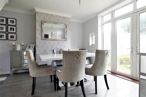 107 Appledore Avenue, Bexleyheath, DA7 6QJ