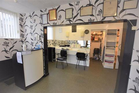 Oakey Cottage Lansdowne, Bourton On The Water, Cheltenham, GL54 2AR