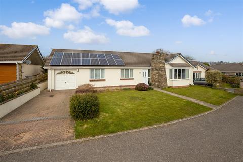 1 Cheavestone Lea, Blackawton, Totnes, TQ9 7AU