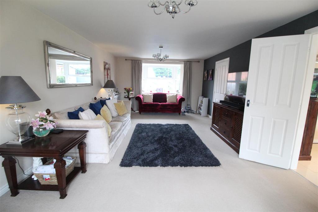 Oakley Meadow, Wem 4 bed detached house £370,000