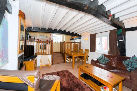 Flat 1, 9 High Street, Ewell, Epsom, KT17 1SG