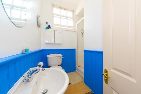 Flat 1, 9 High Street, Ewell, Epsom, KT17 1SG