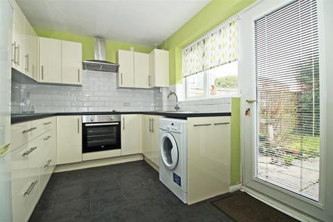 5 Barnsnap Close, Horsham, RH12 5XY