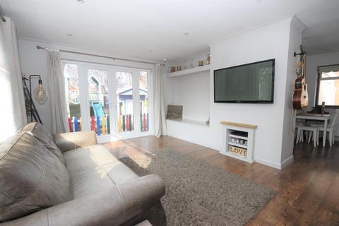 33 Hawthorn Crescent, Marton In Cleveland, Middlesbrough, TS7 8DP