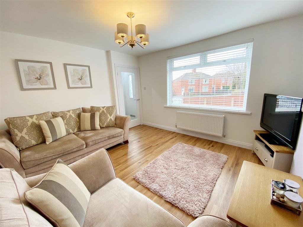Chestnut Road, Sedgefield 3 bed semidetached house £170,000