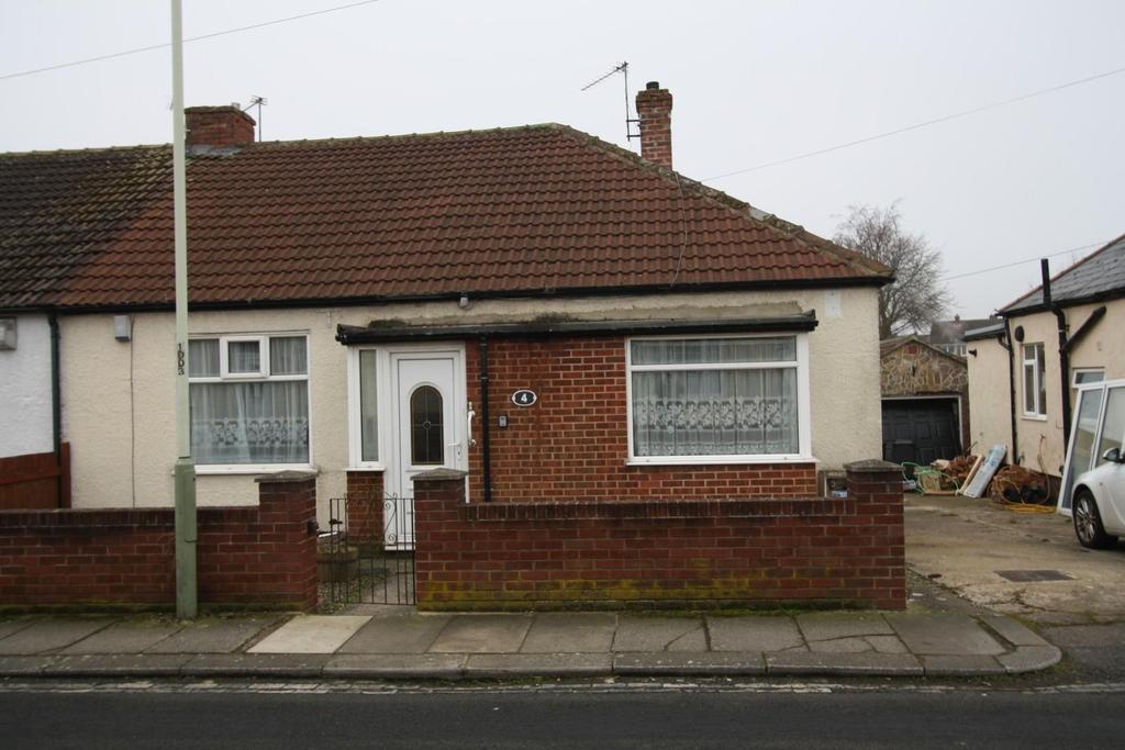 Clarendon Road, Darlington 2 bed semidetached bungalow £124,000