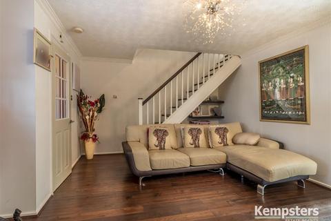 42 Caravel Close, Grays, RM16 6QB