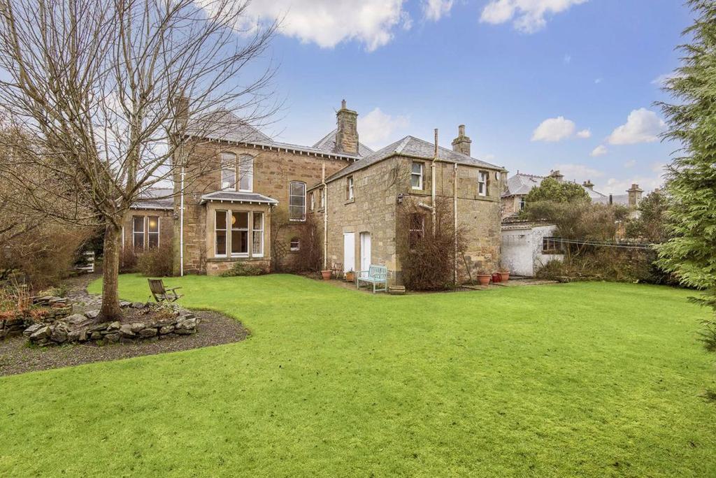 East Road, Cupar, Fife 6 bed detached house for sale £579,500