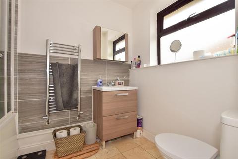 58 Brightside, Billericay, CM12 0LE