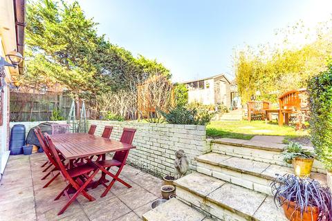 50 Exton Road, Bournemouth, BH6 5QG