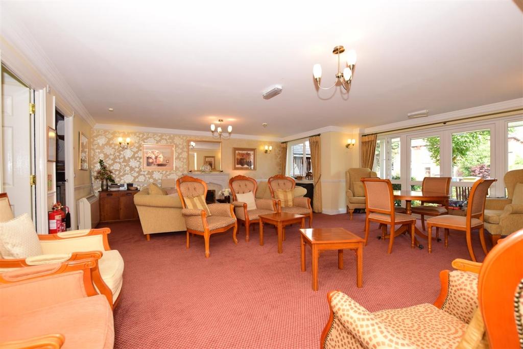 Communal Lounge