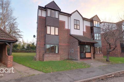 1 Talus Close, Purfleet-on-thames, RM19 1SF