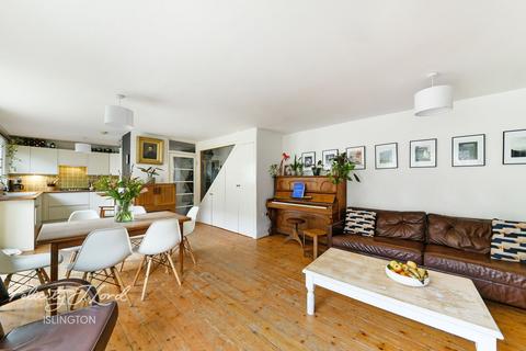 6 Faraday Close, London, N7 8BH