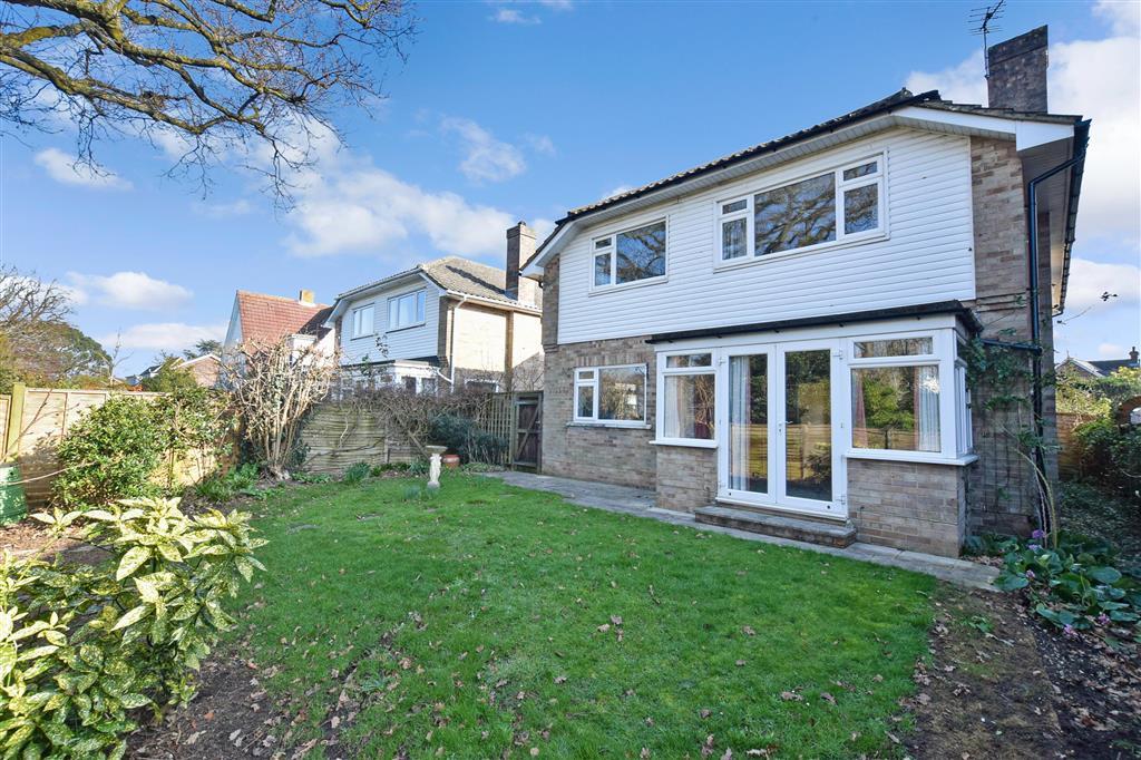 Christopher Way, Emsworth, Hampshire 4 bed detached house £525,000