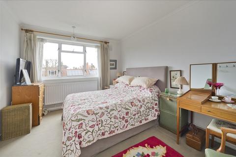 50a Ramillies Road, London, W4 1JN