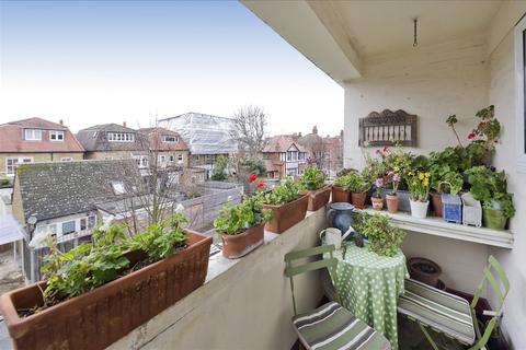 50a Ramillies Road, London, W4 1JN