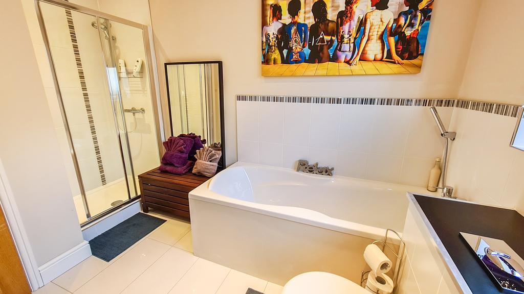 Family bathroom