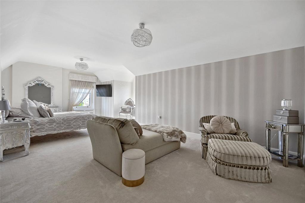 Principal Bedroom