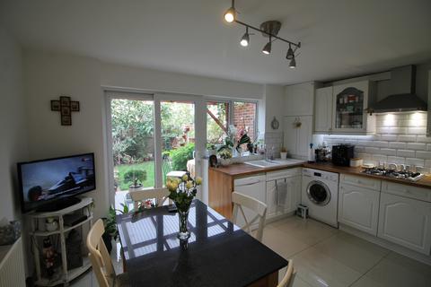 116 Atkinson Road, London, E16 3LS