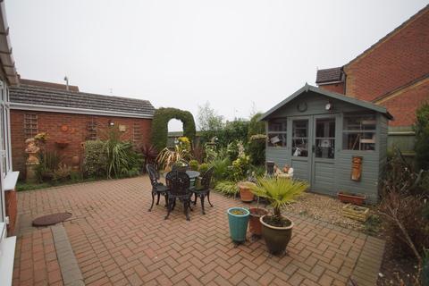 10 Midholm, Cherry Willingham, Lincoln, LN3 4DA