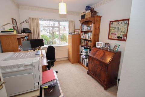 49 Manor Drive, Hinchley Wood, Esher, KT10 0AZ