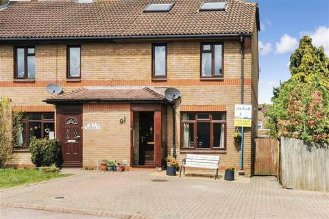 12 Lambarde Close, Halling, Rochester, ME2 1DE