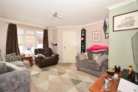 12 Lambarde Close, Halling, Rochester, ME2 1DE